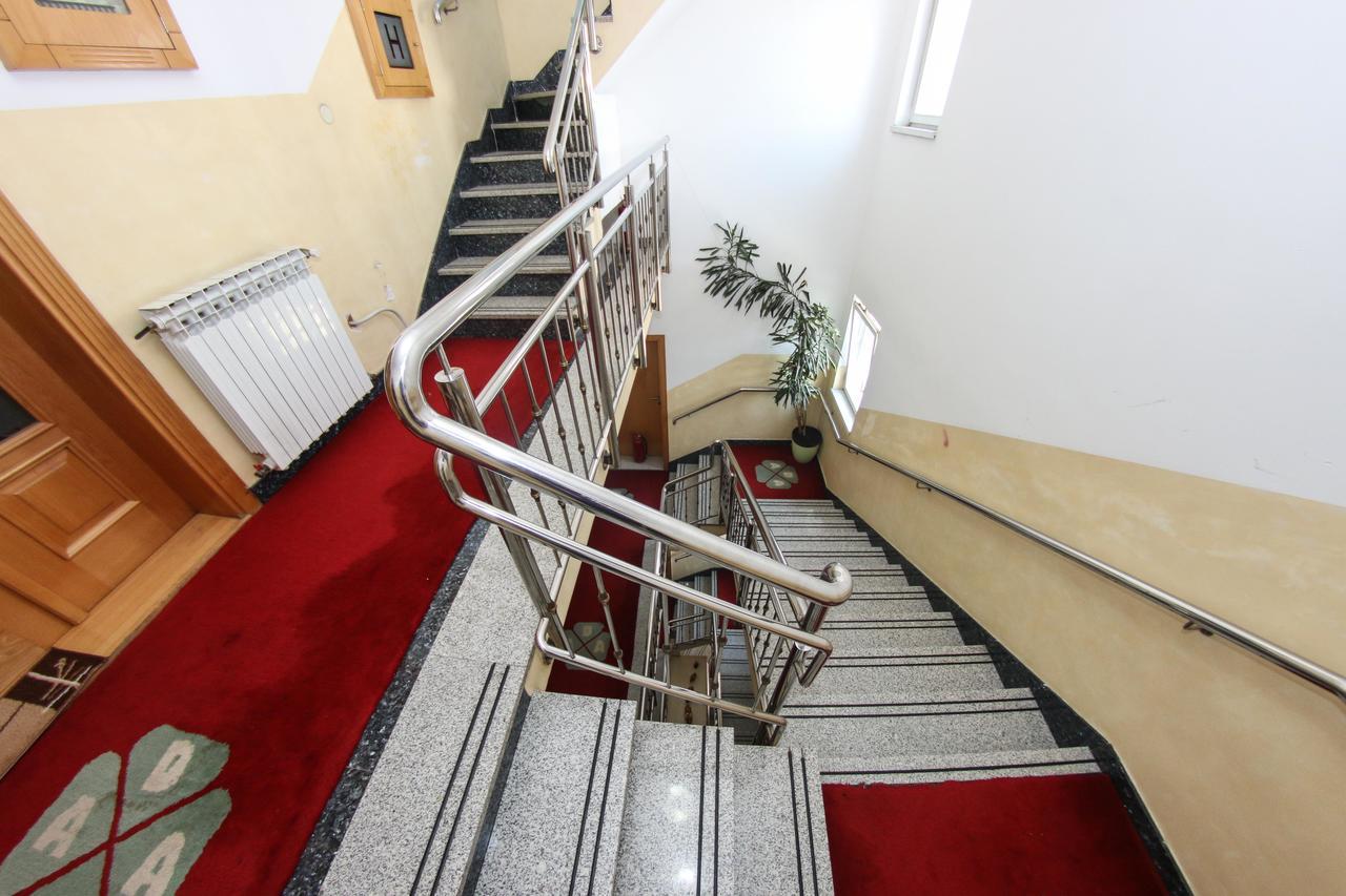 Hotel Ada - Otoka Сараево Екстериор снимка